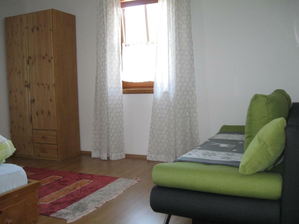 Haus Am Dorfplatz Lägenhet Uttendorf Exteriör bild