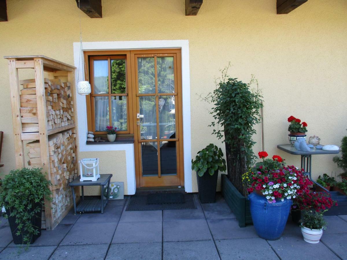 Haus Am Dorfplatz Lägenhet Uttendorf Exteriör bild